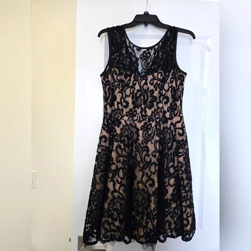 Betsy & Adam Black Lace Size 10 Dress